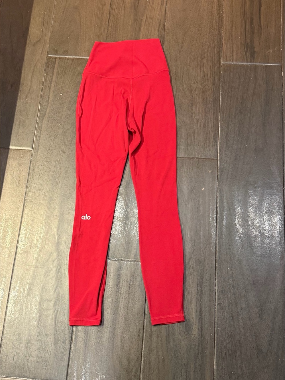 Alo Yoga High-Waist Full-Length
Leggings Bright Red Size S
